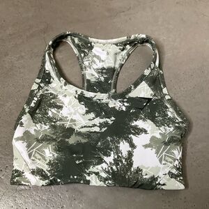 Gymshark Essentials Racerback Sports Bra